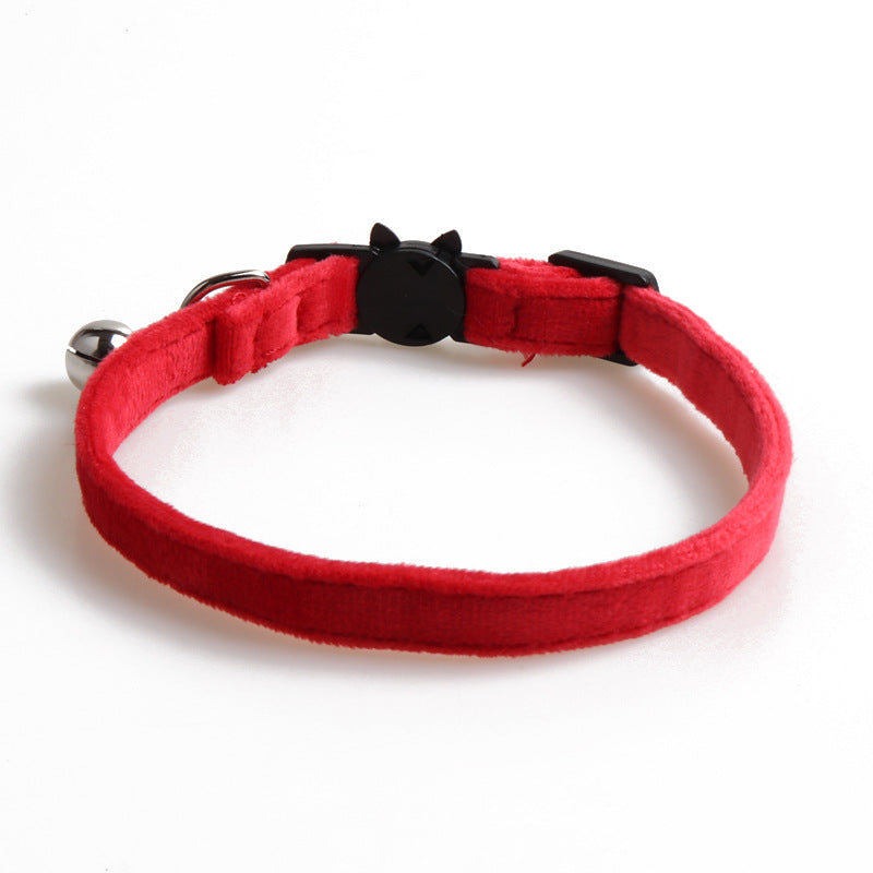 Velvet pet collar with a bowknot design for dogs, from Cashymart, featuring soft fabric and adjustable fit.