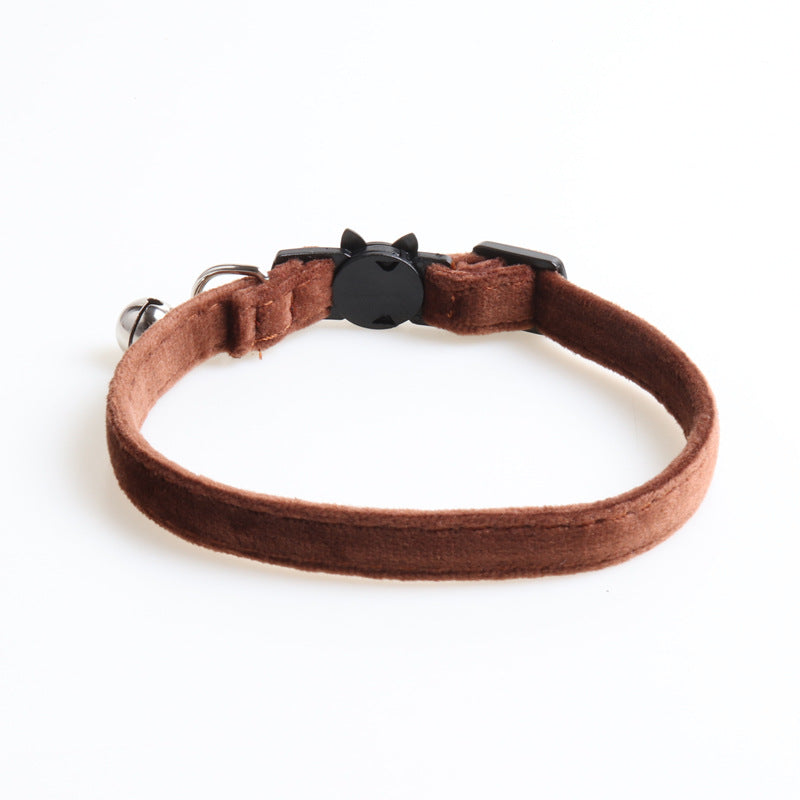 Velvet dog collar with bowknot detail by Cashymart, featuring soft fabric and adjustable fit for pet comfort and style.