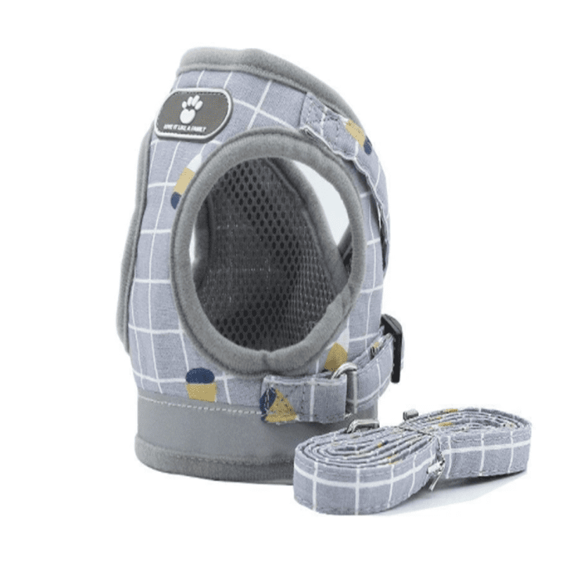 Cashymart pet traction vest collar with retractable flat rope, designed for secure and comfortable outdoor walks for dogs.